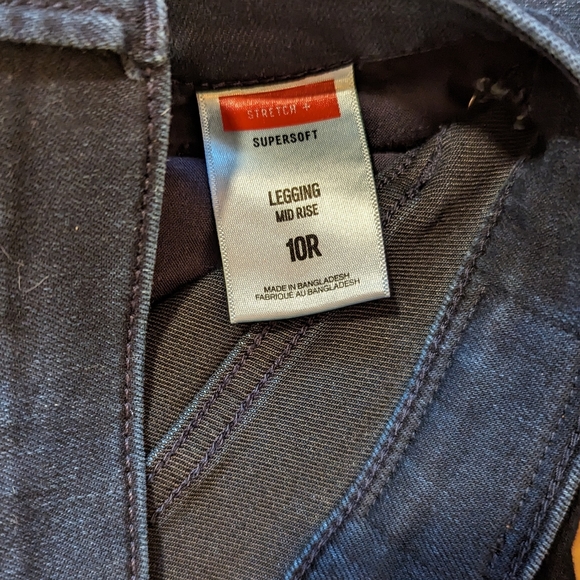 Express Mid Rise Dark Wash Supersoft Womens Skinny Jean Leggings Size 10R - Picture 12 of 13